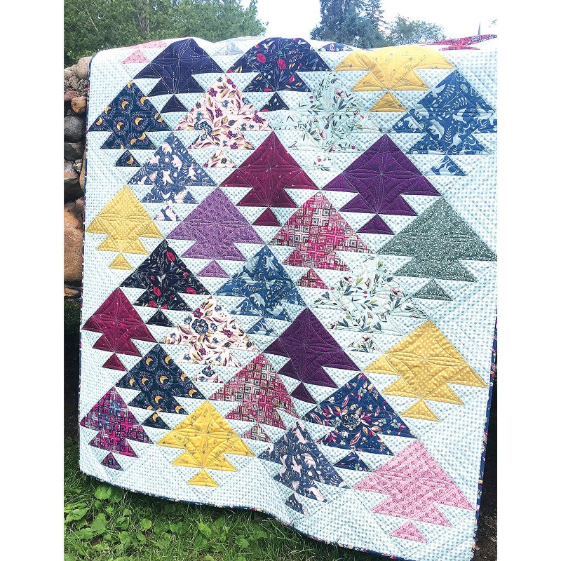 Fat Quarter Workshop Book by Stephanie Soebbing - Skill Building Quilt Patterns