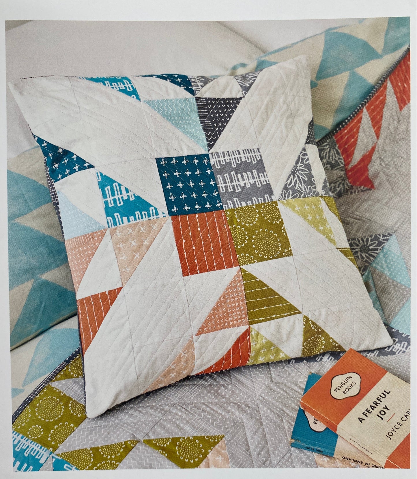 Love Fat Quarter Quilts Book With 20 Projects Using Fat Quarters by Stash Books