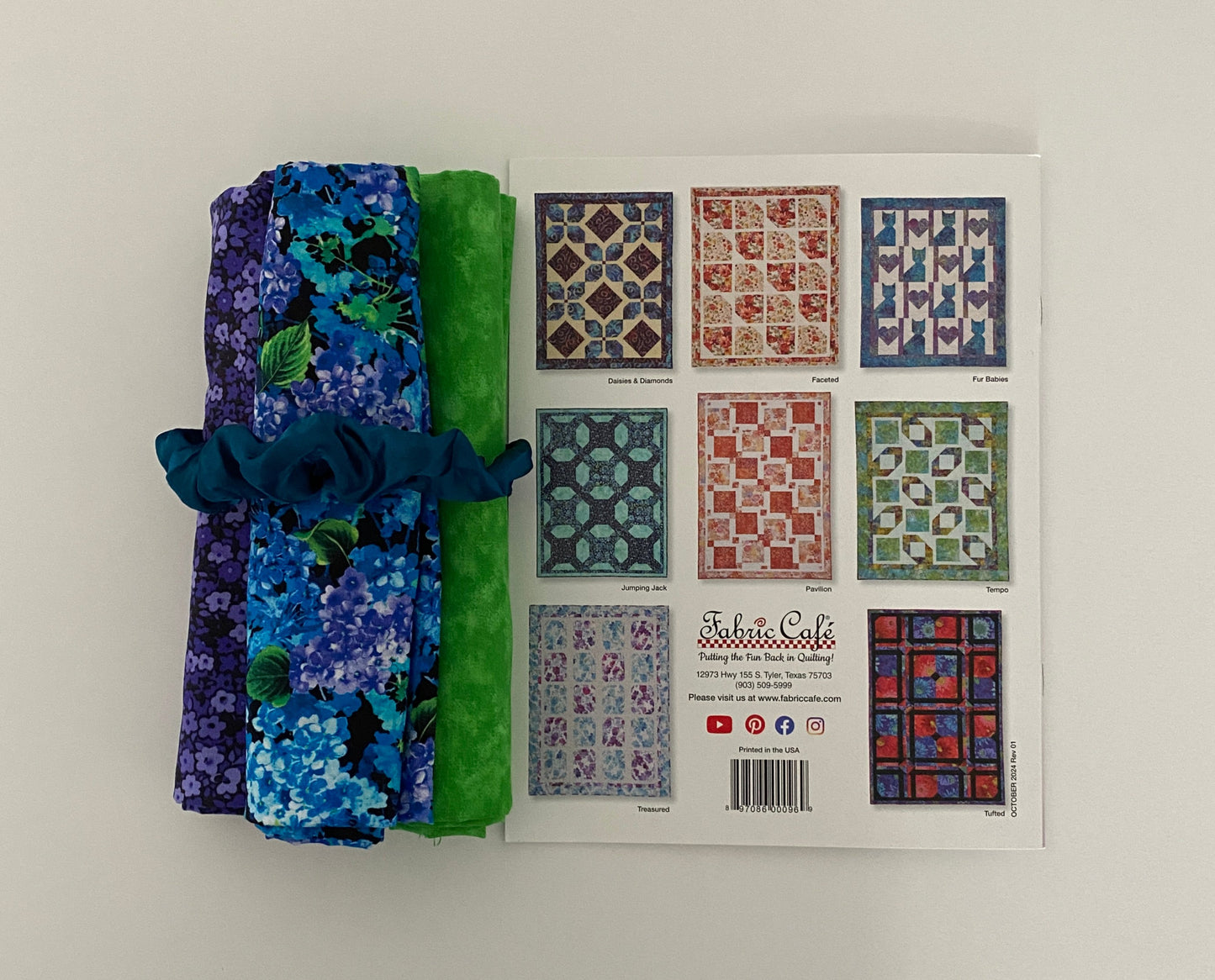 Quilt Kit - Double Focus 3-Yard Quilts Book Plus 3 Yards of Coordinating Fabric