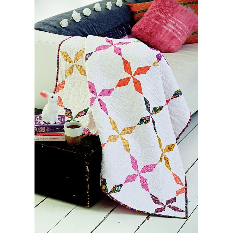 Love Fat Quarter Quilts Book With 20 Projects Using Fat Quarters by Stash Books