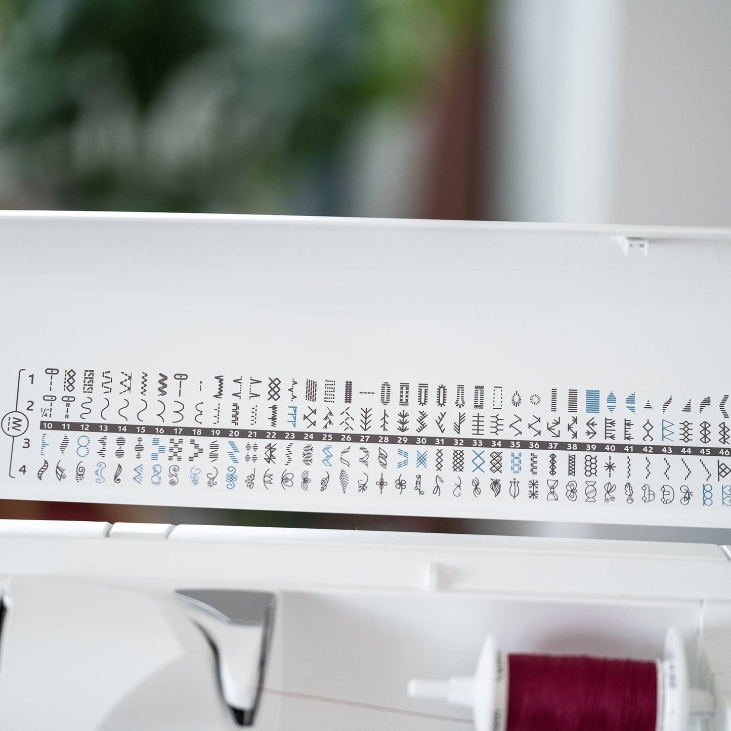 HUSQVARNA® VIKING® SAPPHIRE™ 930 Sewing Machine