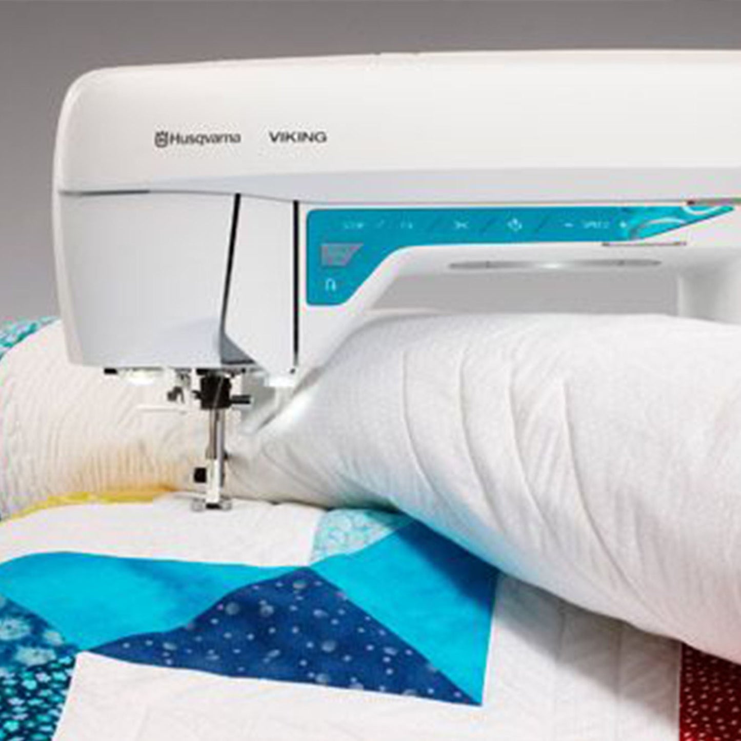 HUSQVARNA® VIKING® OPAL™ 670 Sewing Machine