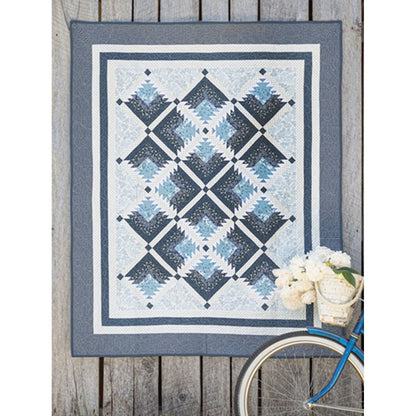 Creative Log Cabin Quilts - Annie's Quilting Book