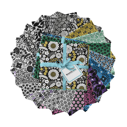 Fat Quarter Bundle Quilt Fabric | Black White and Bloom | 20 Pieces