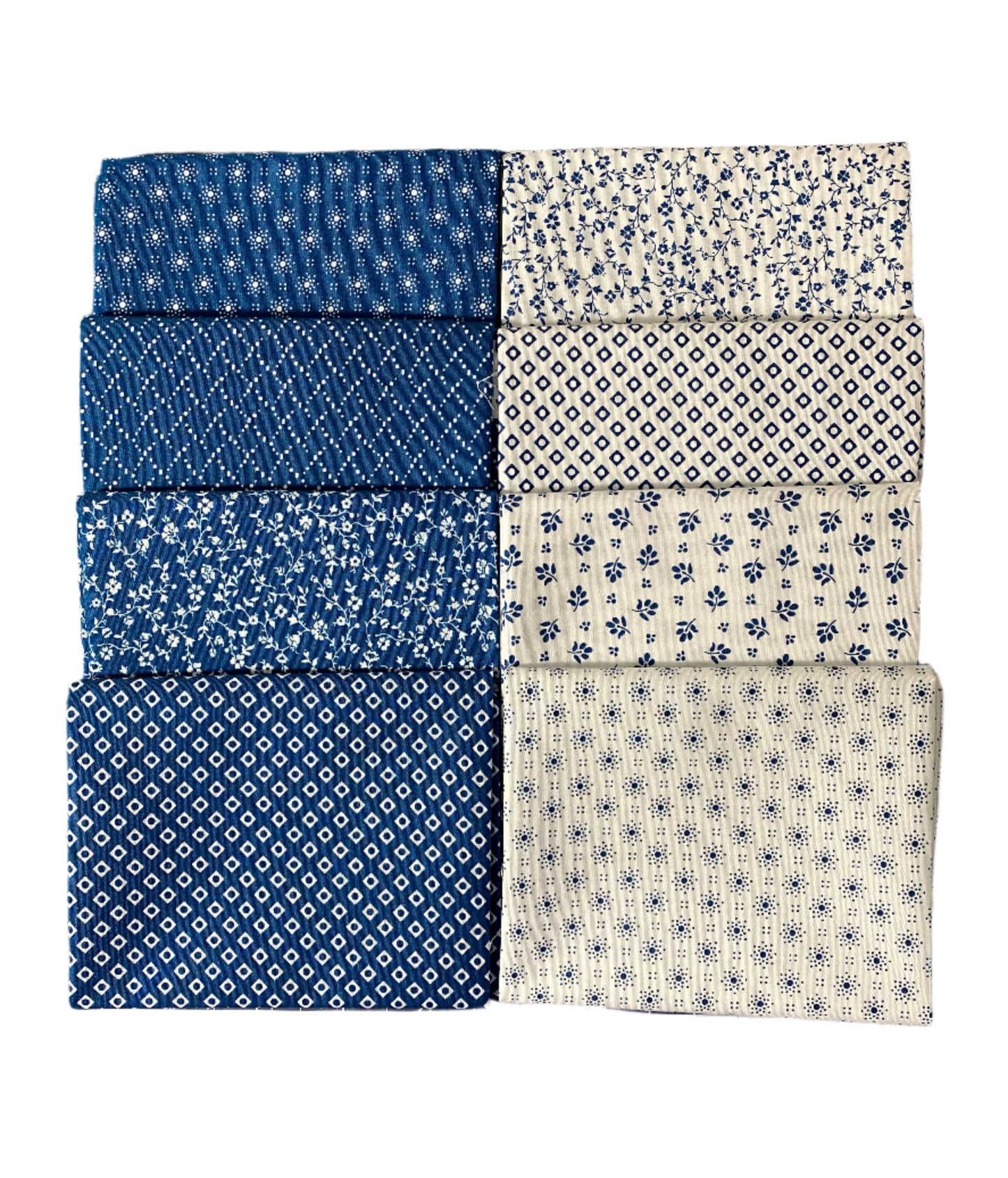 8 Fabric Fat Quarter Bundle - Blue and White Classic Keepsakes from Benartex