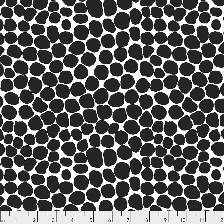 Fabric Fat Quarter Bundle | Lots a Dots Collection | Free Spirit Quilting Fabrics | 21 Pieces