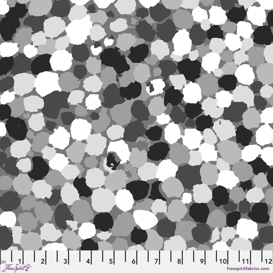 Fabric Fat Quarter Bundle | Lots a Dots Collection | Free Spirit Quilting Fabrics | 21 Pieces