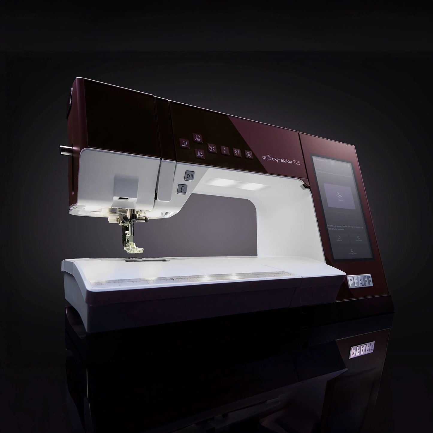 PFAFF® quilt expression™ 725 Sewing Machine