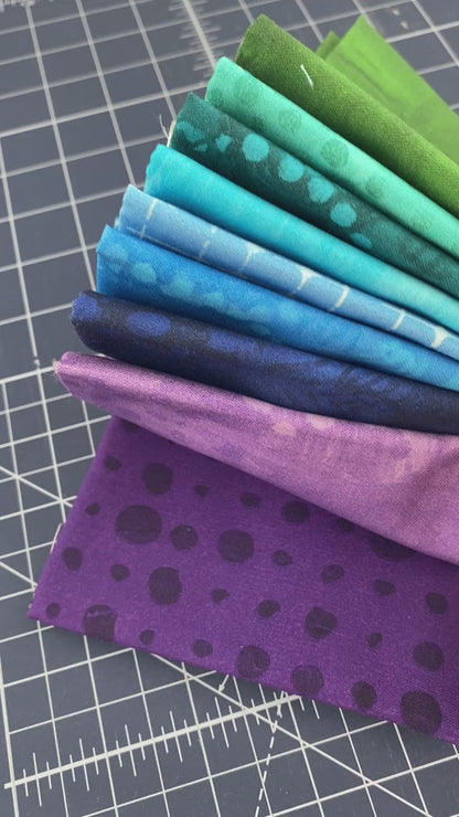 Fabric Fat Quarter Bundle | Sue Penn Textures Free Spirit Quilting Fabrics | 18 Pieces