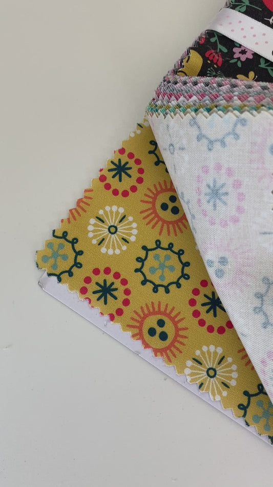 Fabric Layer Cake CHARMINGLY CHEERFUL Biggies by Felicity Fabrics - 10" Squares