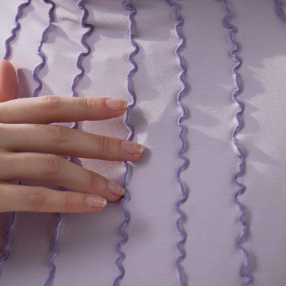 HUSQVARNA® VIKING® AMBER™ S | 300 Overlock Machine